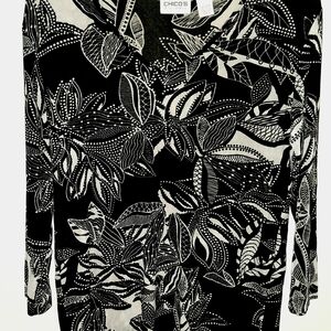Chico's Black & White Leaf Print Top